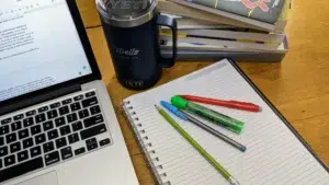 Wikipedia Artikel selbst erstellen vs. erstellen lassen