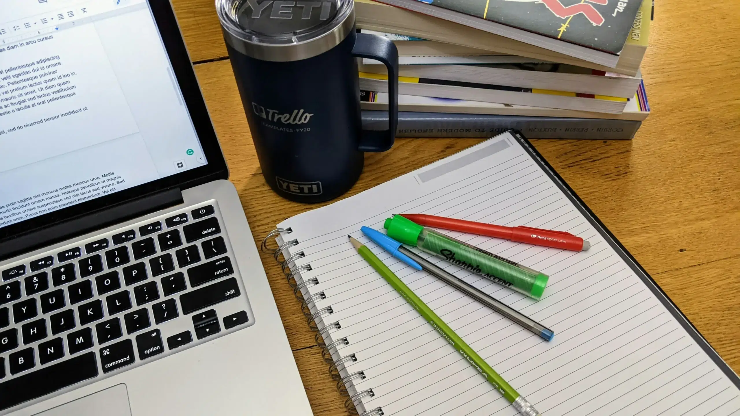 Wikipedia Artikel selbst erstellen vs. erstellen lassen